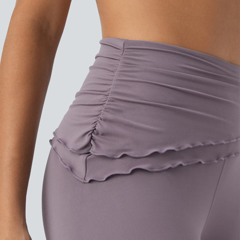 Close up of pleated lettuce trim waistband detail