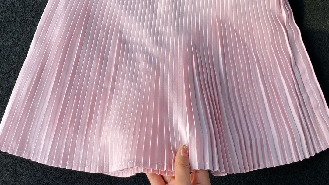 Industrial 180 degree heat setting press machine for permanent tennis skirt pleats