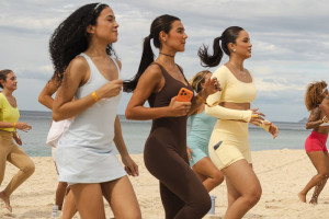 Nylon vs Polyester for Activewear: How Brands Should Choose