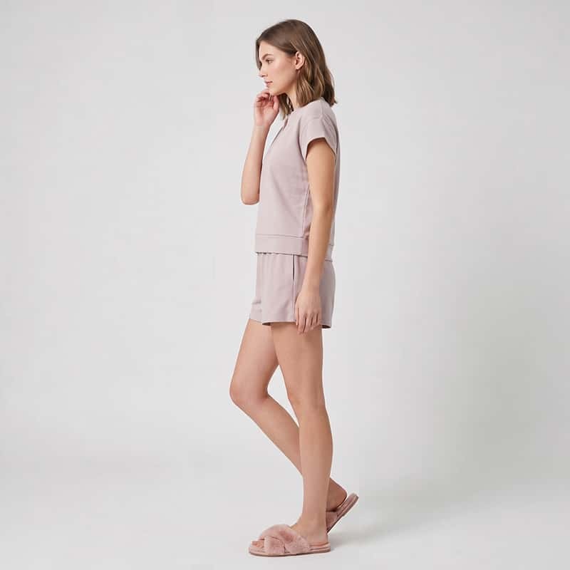 Relaxed side profile of the V-neck lounge set
