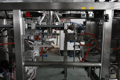 Hot Full Automatic Stand Up Pouch Jelly Fruit Juice Filling Packing Machine Stand Up Zipper Bag Packing Machine