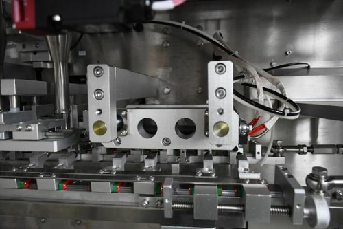 High Speed Prune Juice Premade Pouch Duplex Horizontal Packaging Machine with Servo Motor Control Match Liquid Pump