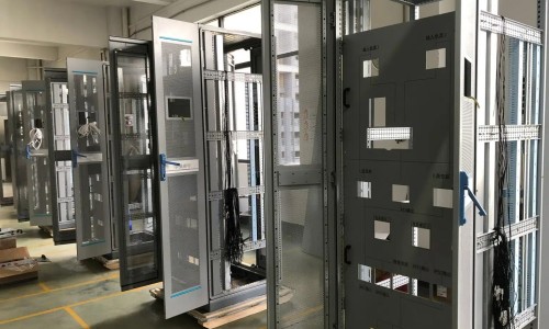 The Unsung Hero of the Server Room: How Network Cabinets Evolved from "Metal Boxes" to "Smart Guardians