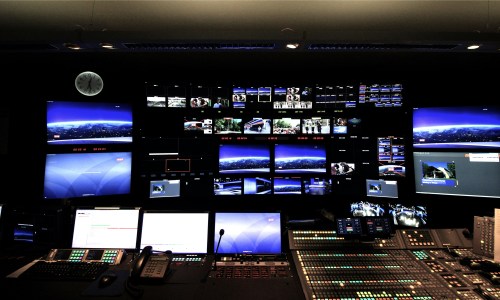 How to Integrate Adaptive Controls and Customizable UIs into Control Room Consoles.