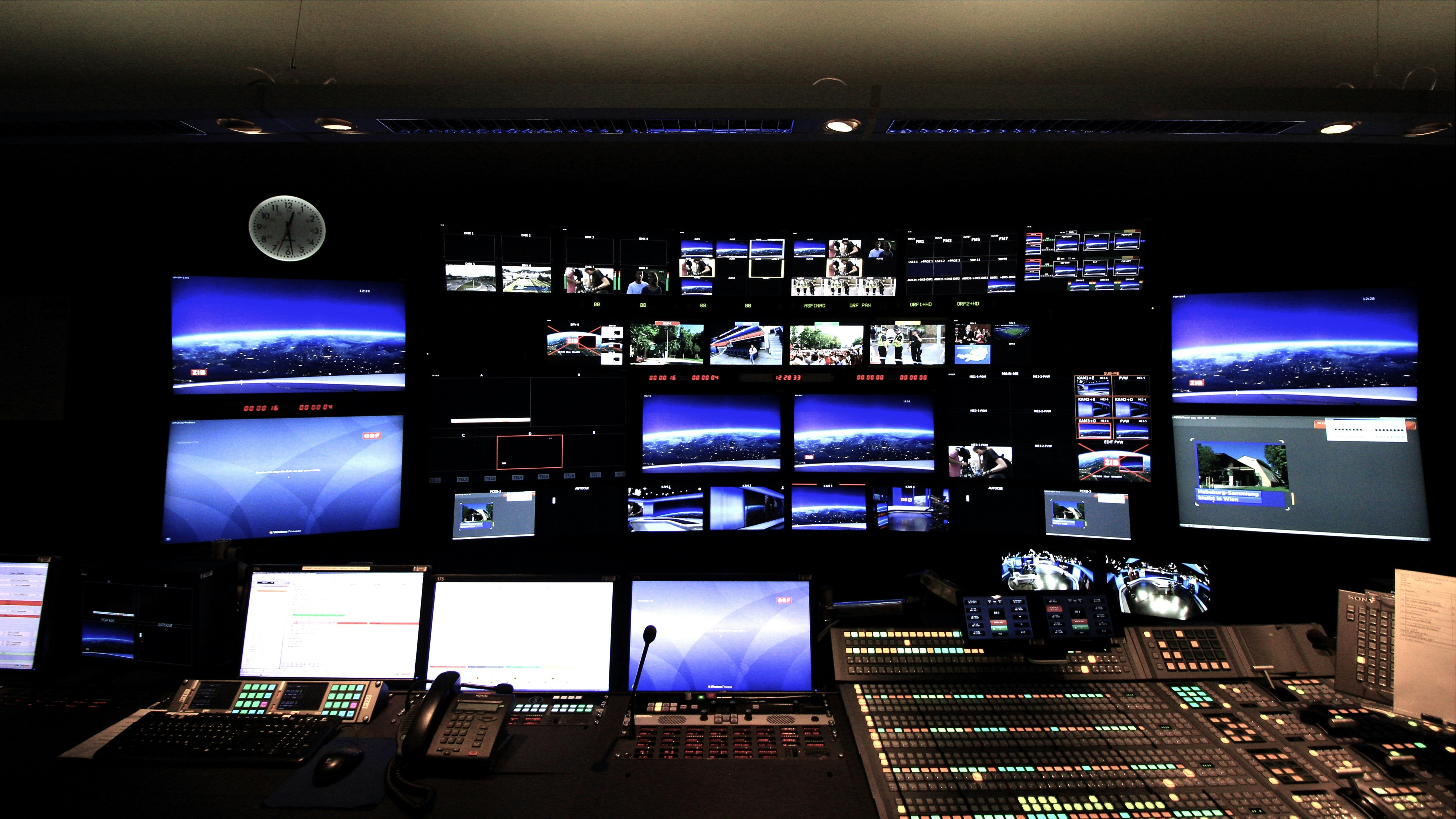 How to Integrate Adaptive Controls and Customizable UIs into Control Room Consoles.