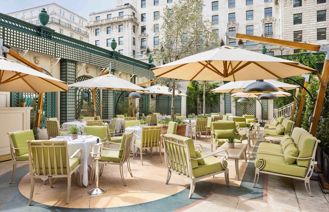 Outdoor Hotel Sofas 