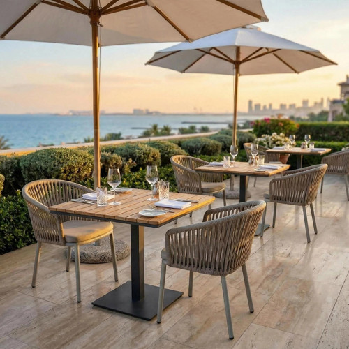 Teak Slatted Table Top Hotel Outdoor Coffee Table For Hospitality Venues