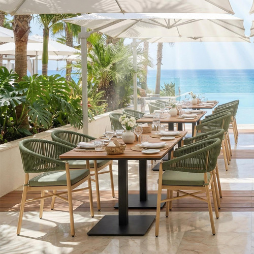 Teak Slatted Table Top Hotel Outdoor Coffee Table For Hospitality Venues