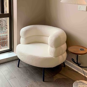 Elegant Curved Leisure Chair For Hotel VIP Lounges & Suites