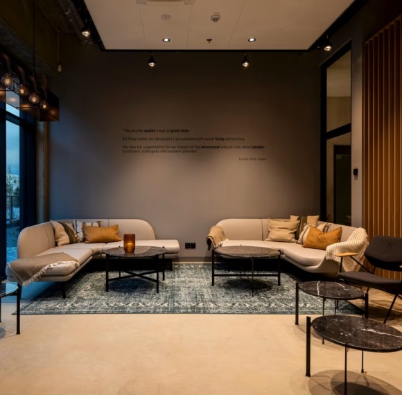 Durable Nesting Coffee Table Set For High-Traffic Hotel Lobby & Lounge Areas