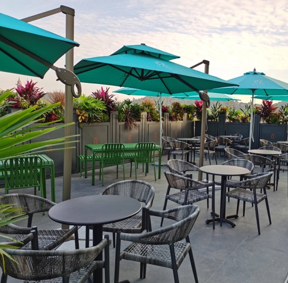 Outdoor Coffee Table With Multi-Functional Design For Hotel Cafes and Casual Dining Zones