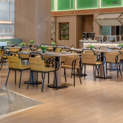 Minimalist Powder-Coated Table Base with Gold Accent for Hotel Tables