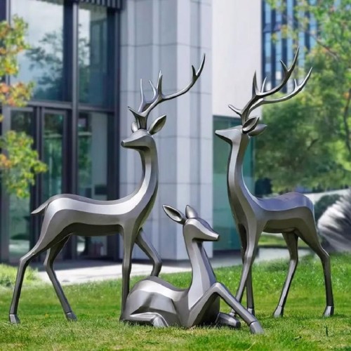 Modern Abstract Sculpture Set With Brushed Metal Finish For Hotel Gardens