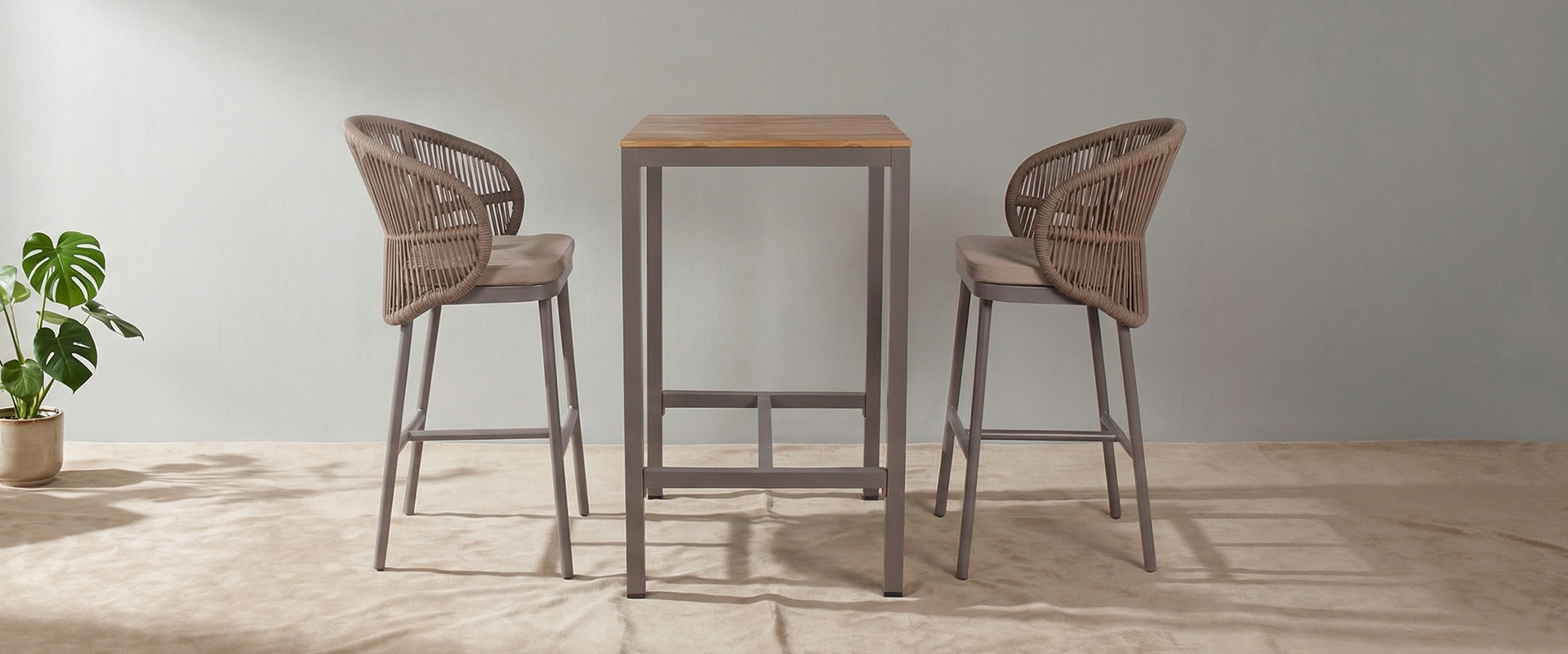 Hotel Outdoor Coffee Table