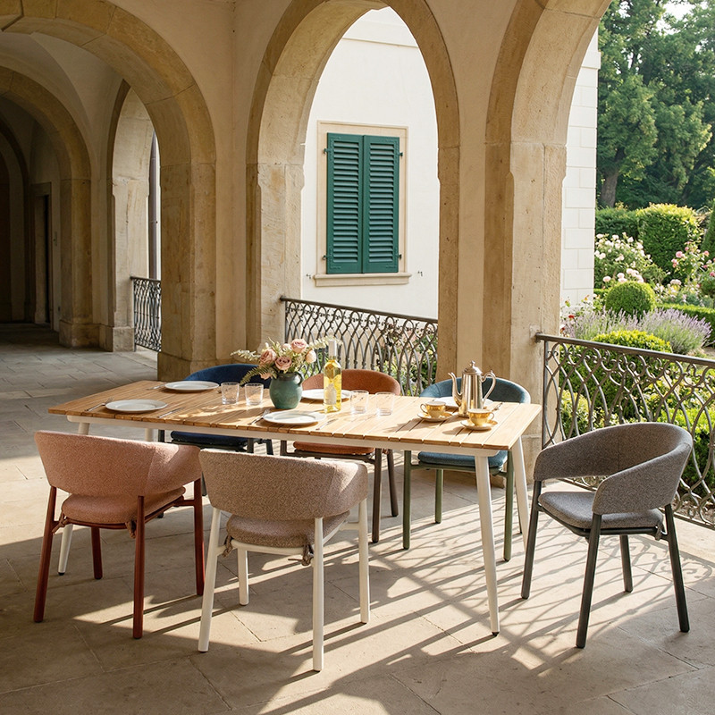 Hotel Waterproof Fabric Upholstered Chair