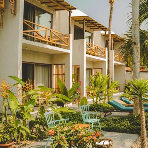 Garden Art: Where Nature Meets Hospitality Furniture – A Symphony Of Design For Your Hotel Space