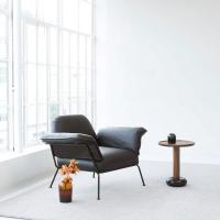 Premium Fabric Accent Chair For Hotel Lounge And Waiting Areas