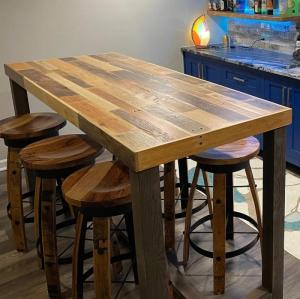 Modern Rustic Style Indoor Bar Table Perfect For Hotel And Resort Spaces