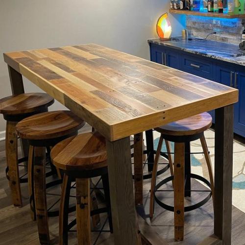 Modern Rustic Style Indoor Bar Table Perfect For Hotel And Resort Spaces