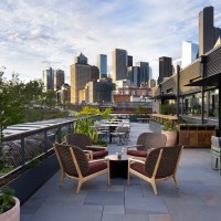 Comfortable Outdoor Leisure Chair With Weatherproof Fabric For Hotel Resort Terraces