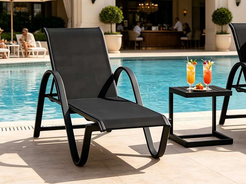 Poolside Aluminum Chaise Lounge Side Table Set