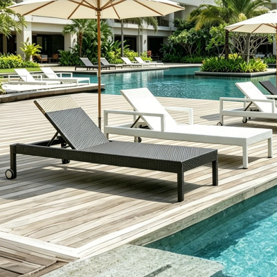 Weather Resistant Synthetic Rattan Recline Chaise Bed With Wheels For Villa Backyard Hotel Patio