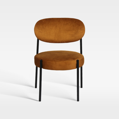 Curved Oval Back Accent Chair Premium Velvet Upholstery For Gourmet Restaurant Hotel Spaces