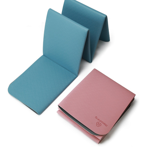 Wholesale Foldable Travel TPE Yoga Mat Lightweight Bulk