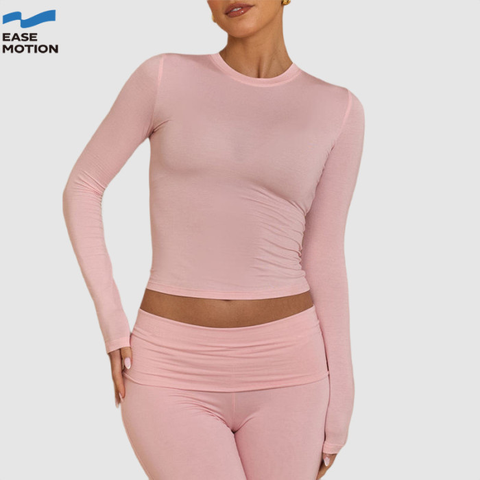 Custom Crew Neck Long Sleeve Yoga Top | Form-Fitting Cropped Workout Tee