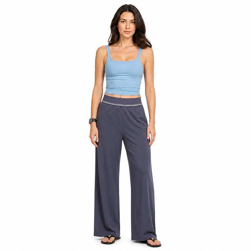 Custom wide leg yoga pants side pocket detail