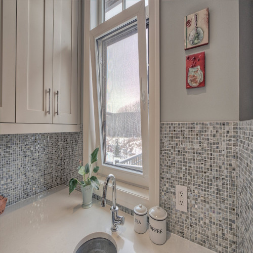 Aluminum Tilt and Turn Window Dual Opening Window Manufacturer