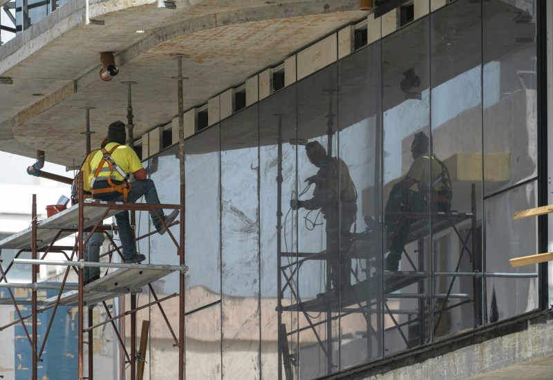 The Comprehensive Guide to Curtain Wall Systems: Types, Technology, and Applications