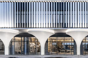 Perimeter Fire Containment: The Curtain Wall Detail Buyers Often Overlook