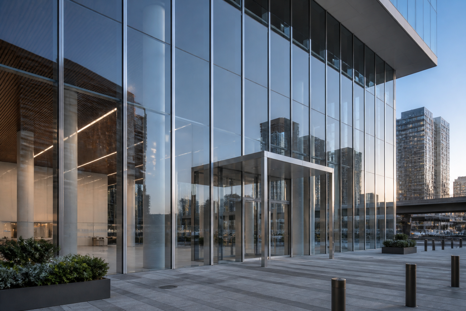 Curtain wall integrated entrance for office building