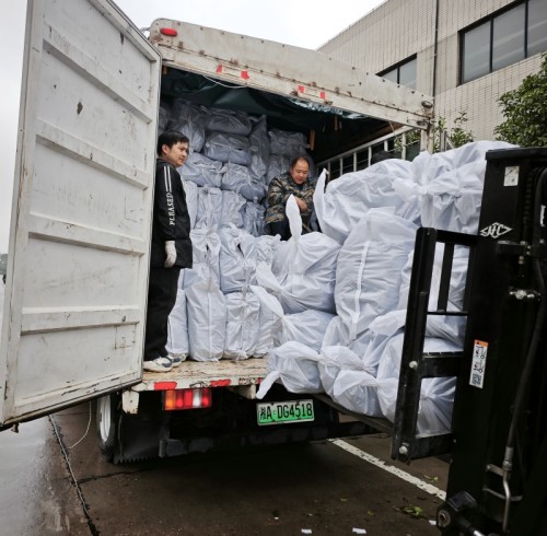 no-photo HOKBG Successfully Ships 16.4m³ of PP Grow Bags to the United States Market