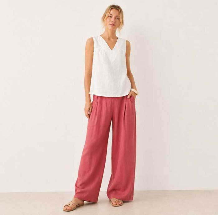 White Linen V-Neck Sleeveless Tank Top