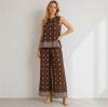 Thanksgiving in Linen: Comfortable, Elegant Outfit Ideas