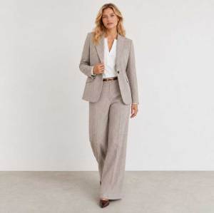 Women's Tailored Linen Blazer