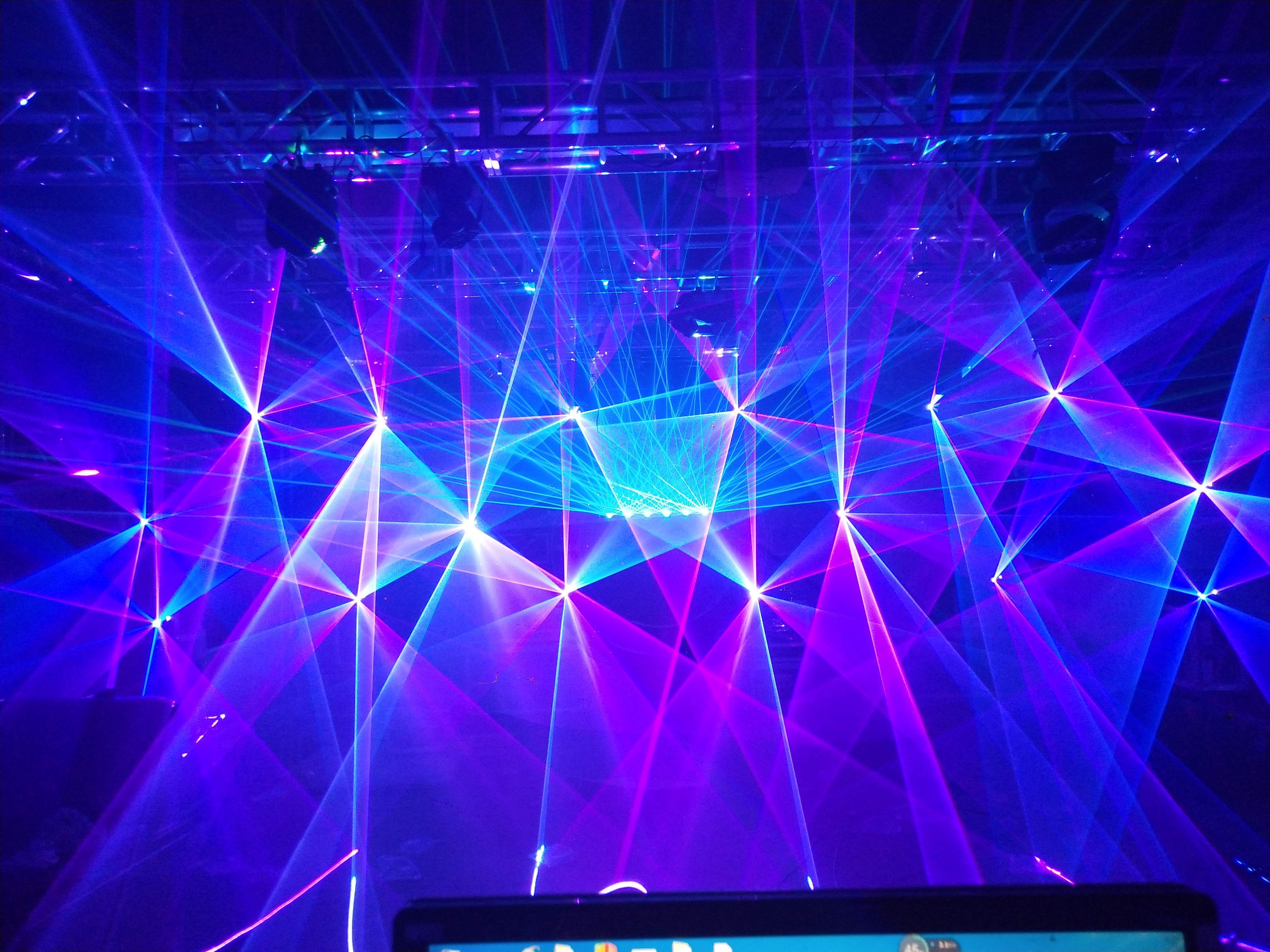 Stage Laser