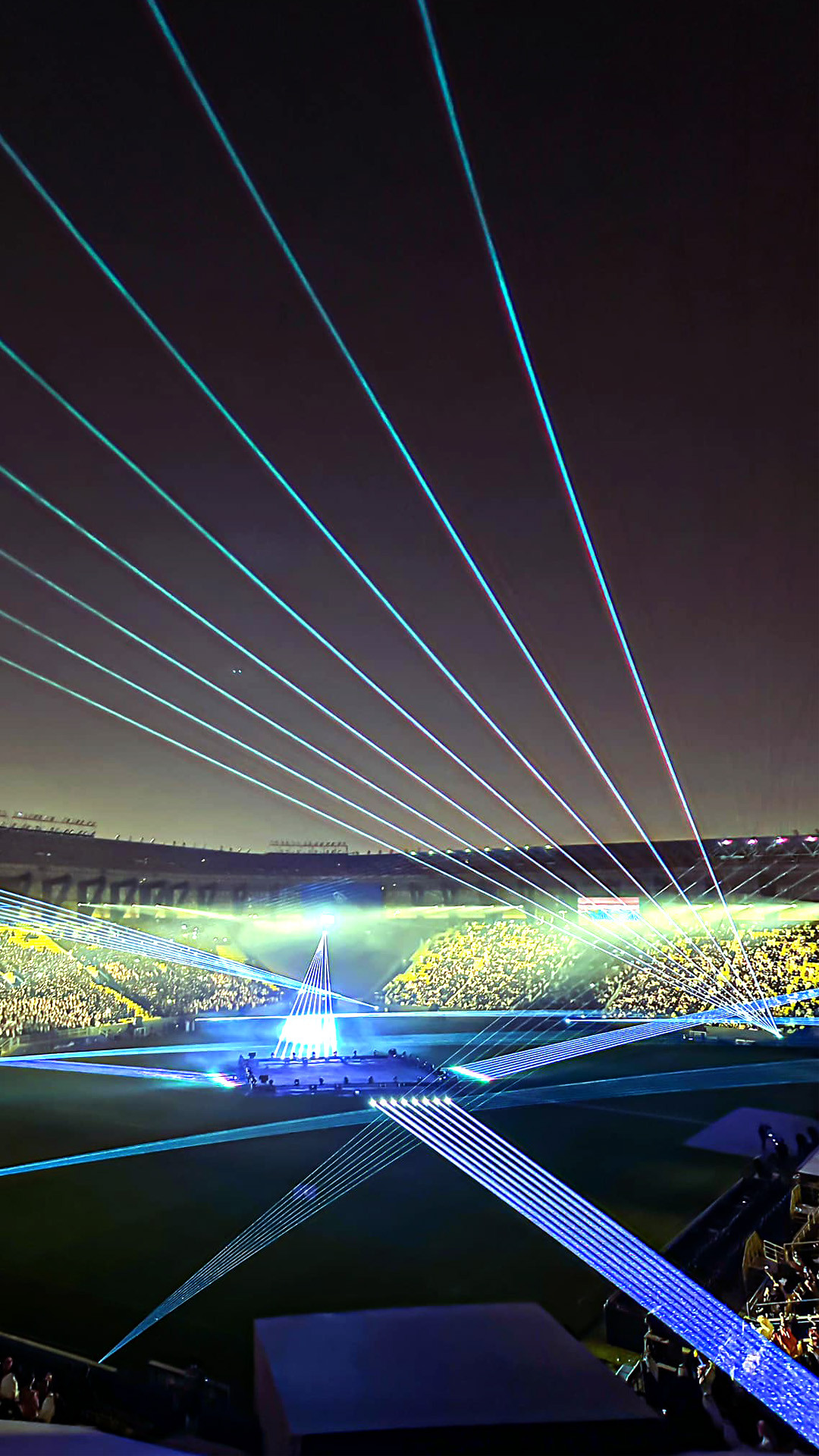 outdoor stage laser light