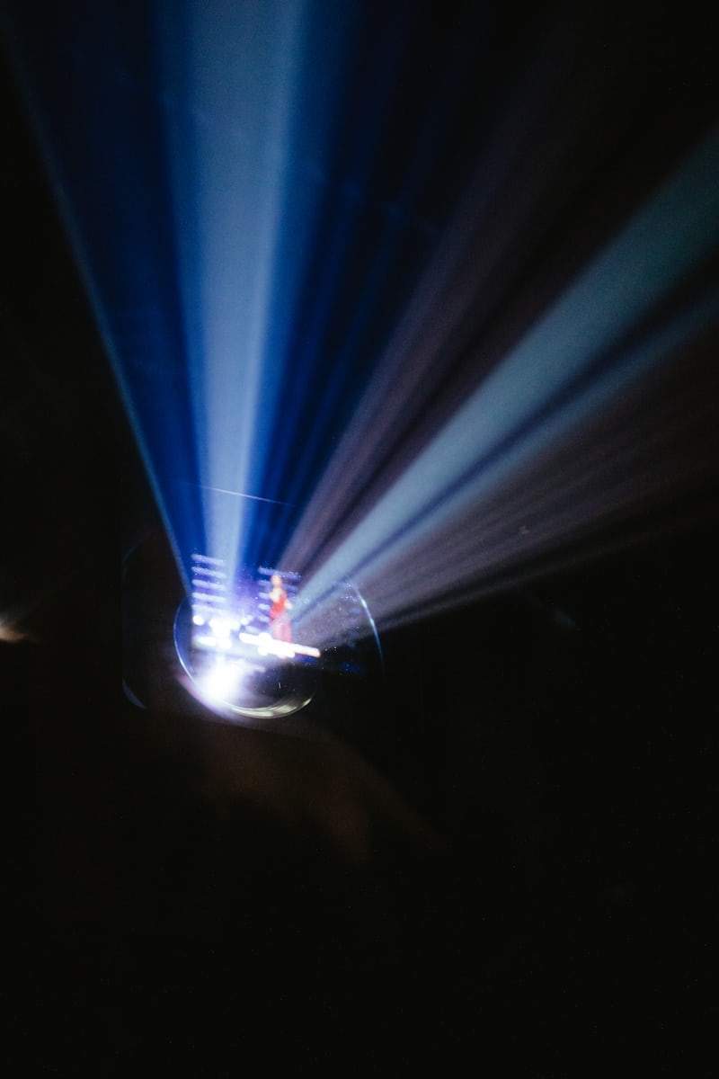 Beam Laser Light