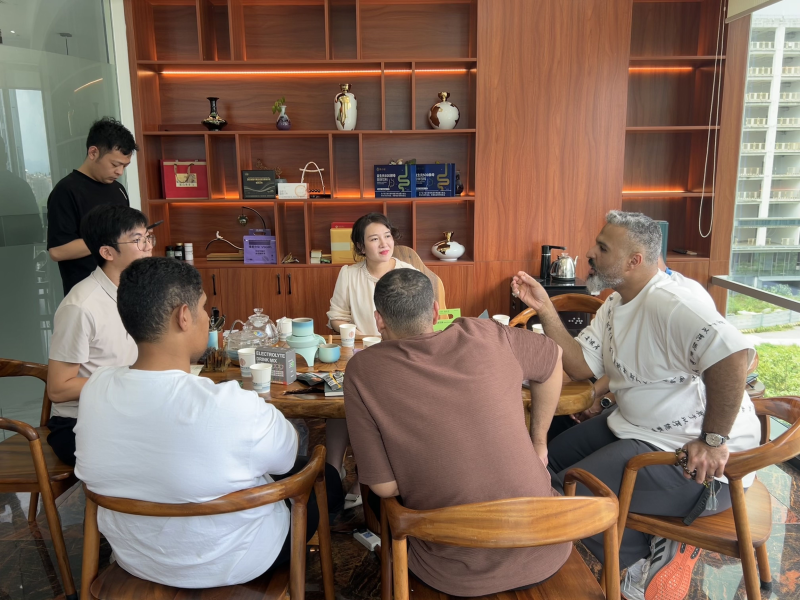 Meeting and consultation between Fornutra and the client