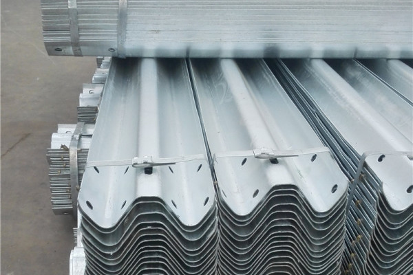 Highway Guardrail Market Expands as Global Infrastructure Spending Accelerates – W-Beam and Thrie-Beam Systems Lead Road Safety Upgrades
