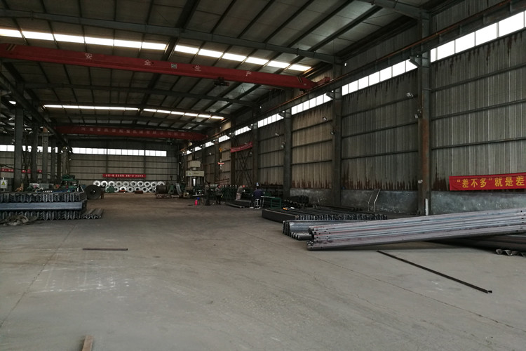 Fanda road safety barrier production workshop