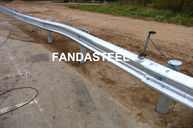 impact test of Fanda highway guardrails