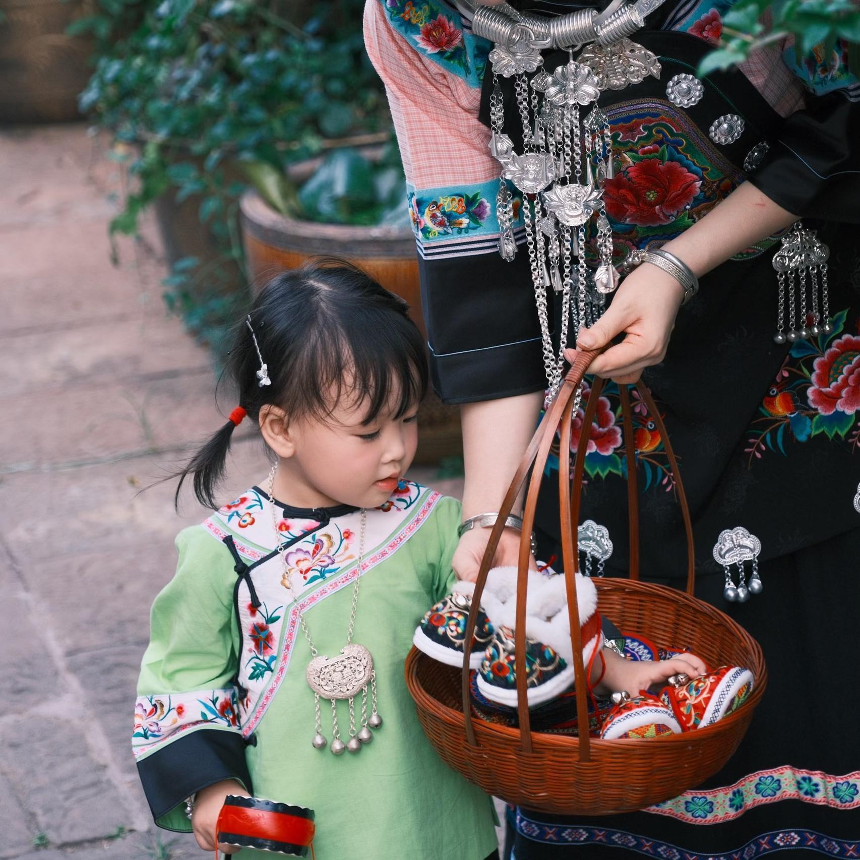 Enjoy a leisurely morning in Fenghuang, perhaps buying some local ginger candy. Take the high-speed train back to Changsha for departure.