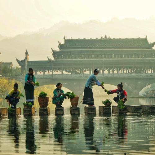 Xiangxi Hidden Realm: 5-Day Deep Cultural Immersion