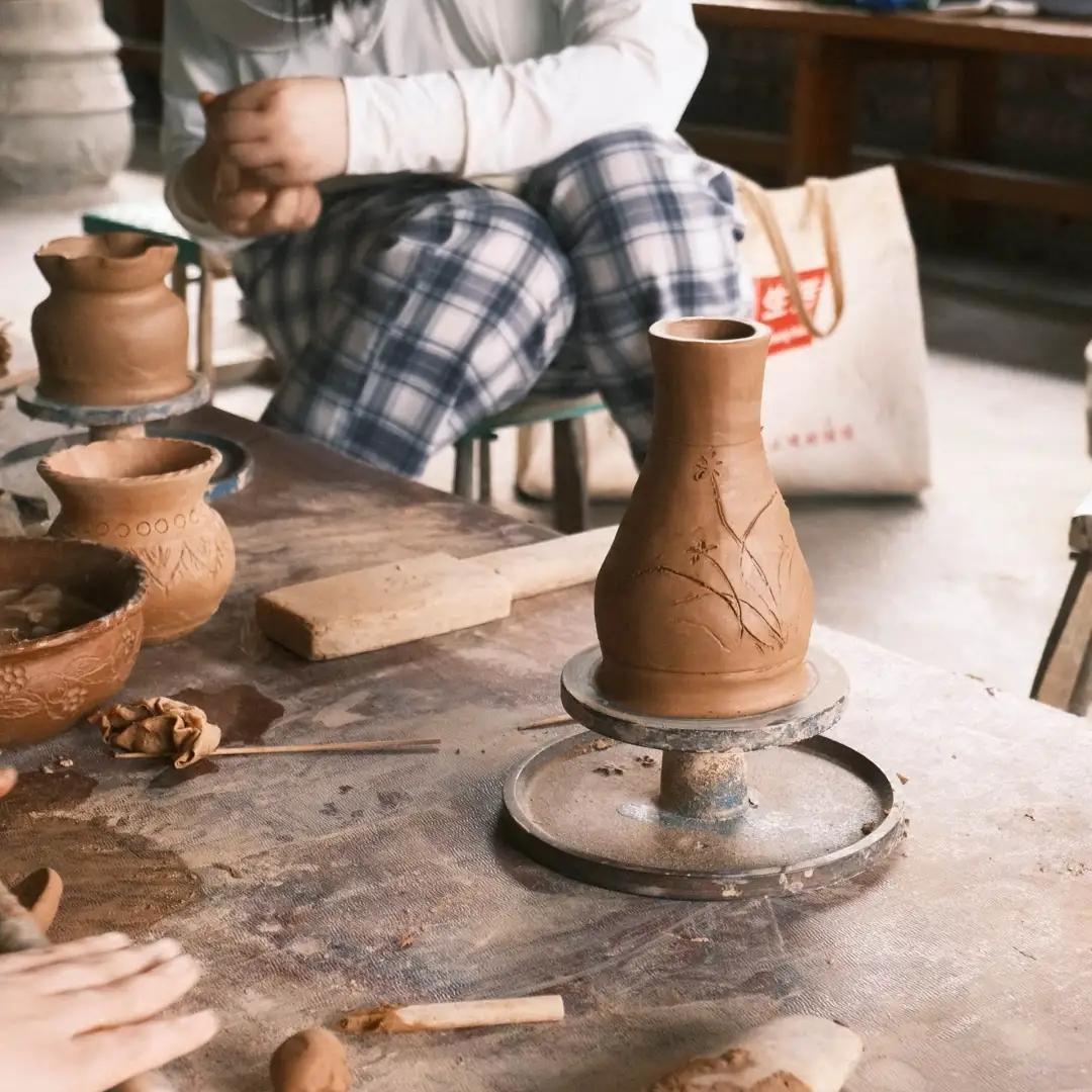 Intangible Heritage Dai Pottery — Ancient Craft, Personal Creation