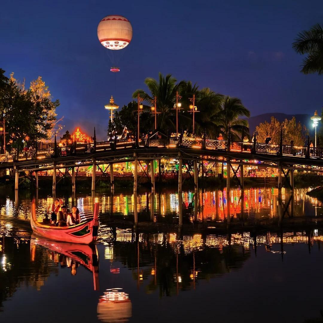 Starlight Night Market — Asia's Largest Photo Studio