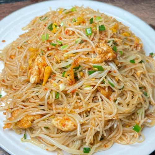 Hunan · Land of Fish & Rice and Sleepless City Flavor Odyssey: 5 Days, 4 Nights Yueyang, Yiyang, Liling, Changsha Food Tour